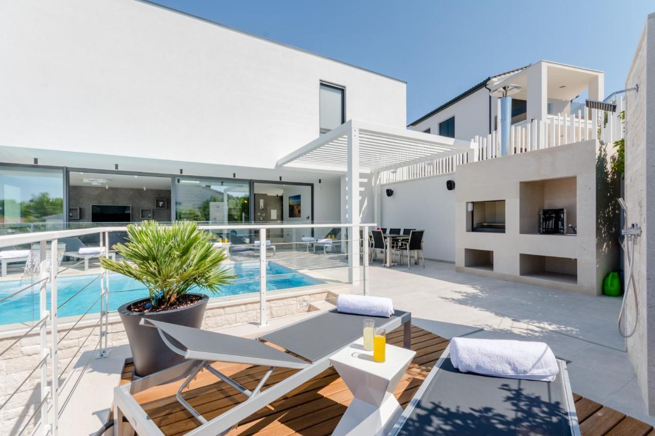 Villa Vitae & Villa Pax Sutivan Eksteriør billede